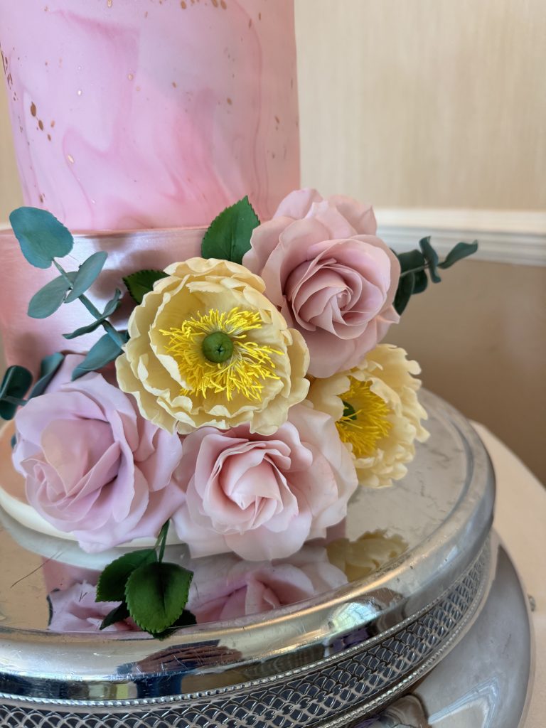 Sugar flower wedding cakes Perthshire