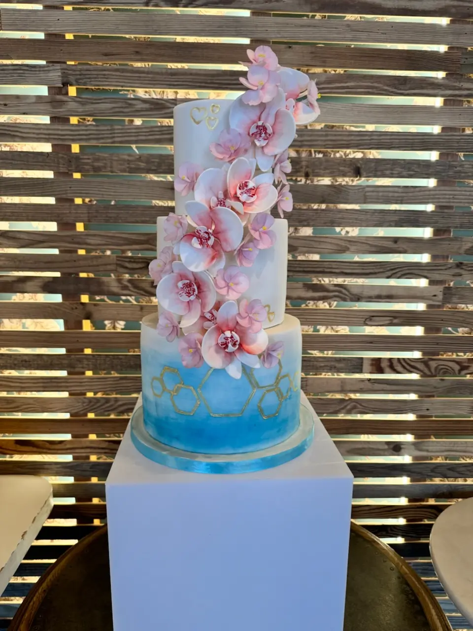 Orchid ombré wedding cake Perthshire