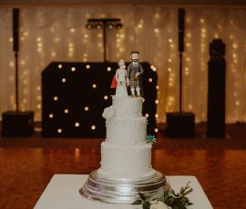 Delicate sugar pearls Delicate sugar pearl wedding cake