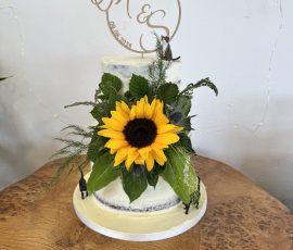 Rustic edible flower wedding cake gallery fife venachar lochside